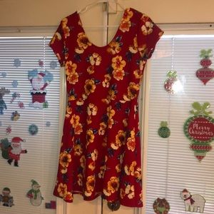 PLANET GOLD Red Floral Mid-length Dress SZ L